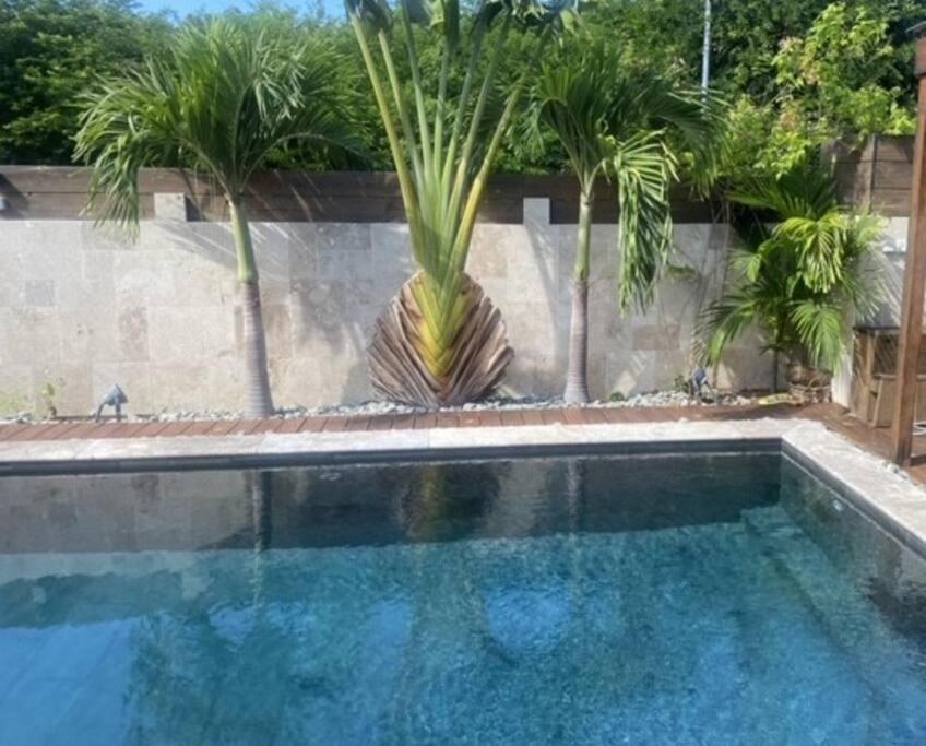 Villa Himani Saint-Gilles Les Bains Exterior photo
